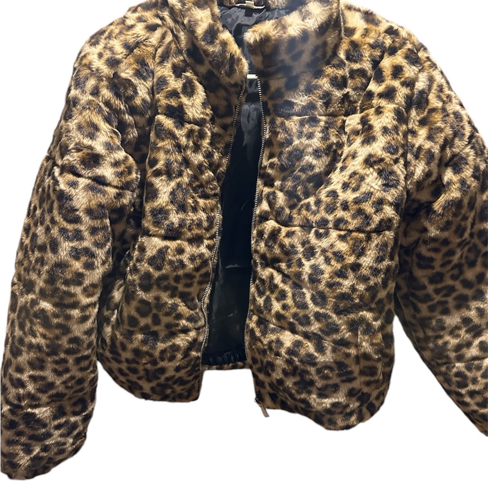 Leopard faux fur jacket